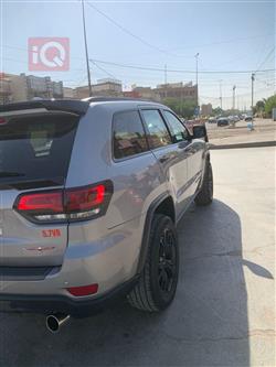 جیپ گراند شیرۆکی